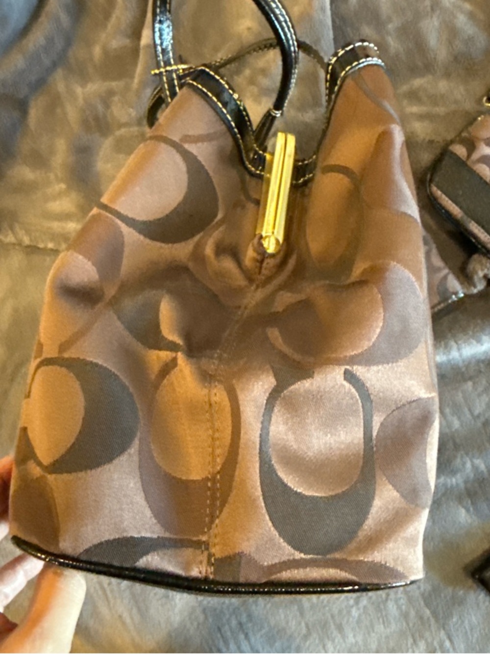 Coach Brown Tote w/ Matching Wristlet **Added wallet wristlet clean!* - Picture 6 of 9